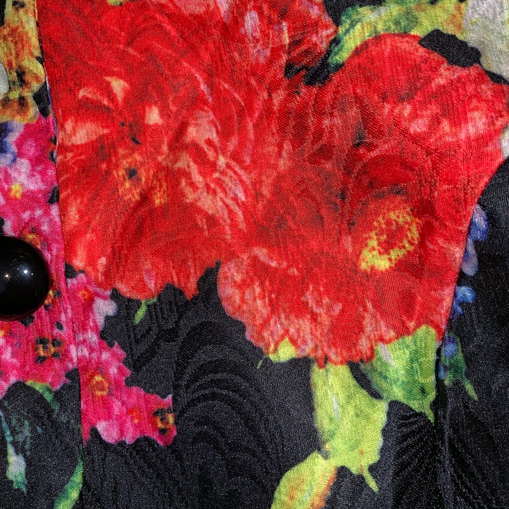 The Larke Floral Brocade Lightweight Jacket - Picture 7 of 8